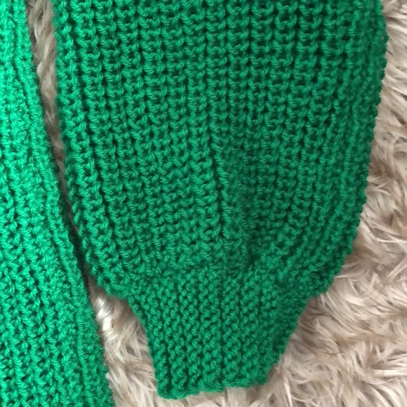 Hand Knitted Chunky Cardigan - Picture 4 of 6